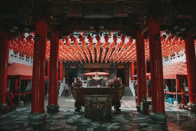 红灰塔寺